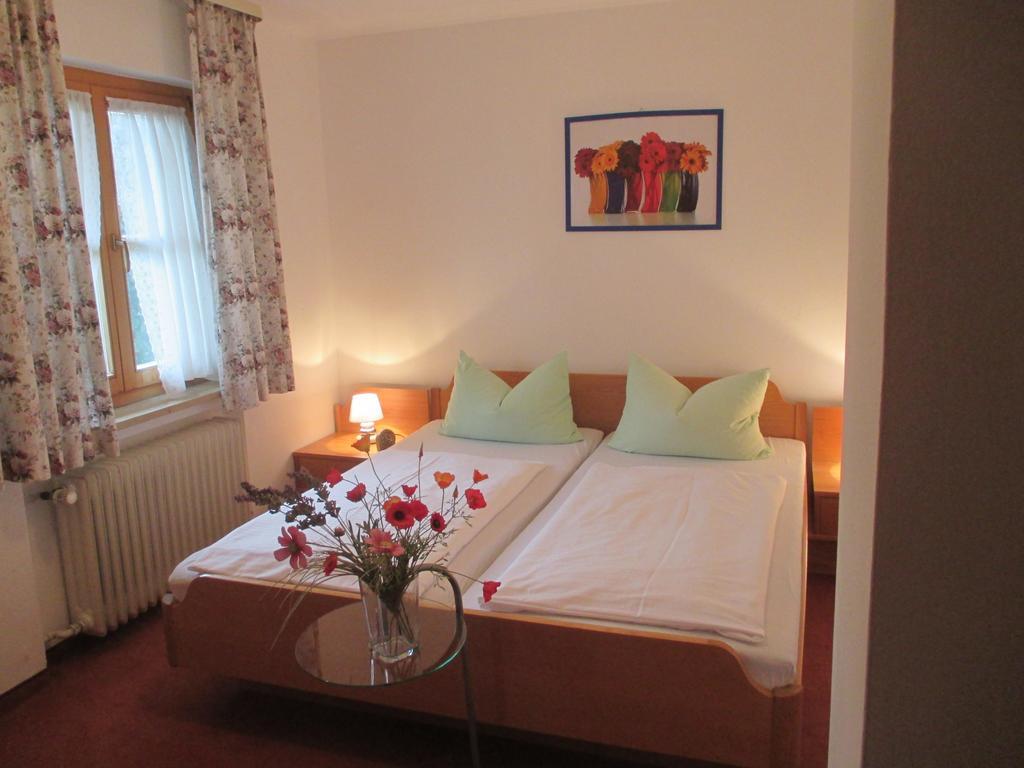 Ferienwohnung Ferienhaus Beim Veitele Mittenwald Zimmer foto